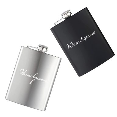 Zwei Flachmänner aus Edelstahl in Silber und Schwarz, je mit Gravur.