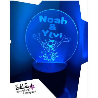 Personalisierte LED-Leuchte mit den Namen Noah und Ylvi.
